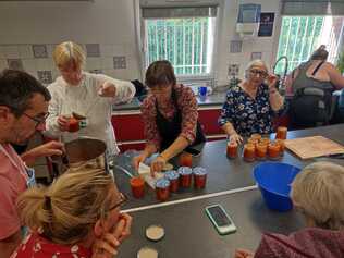 Atelier sur la conservation de la tomate de jardin