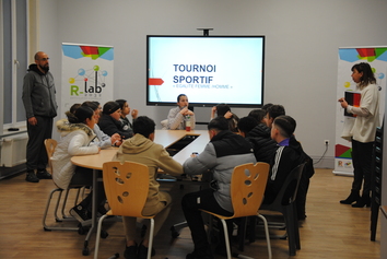 Des jeunes vont organiser un tournoi de football mixte pour lutter contre les stéréotypes